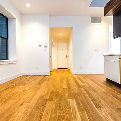 Rented by Nooklyn NYC LLC | media 62