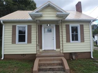 90 Carolina Ave, Marion, NC 28752