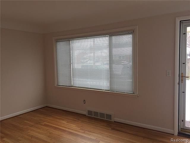 1st image of 9924 Westmore St