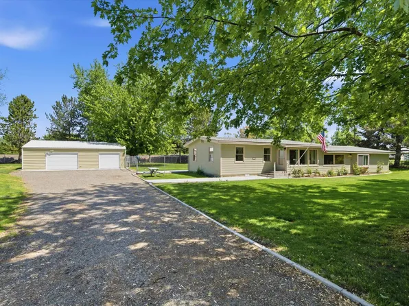 502 N Riverside Dr, West Richland, WA 99353