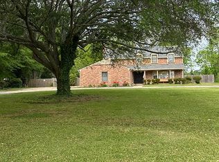 2457 Lakeshore Dr N, Lake Village, AR 71653