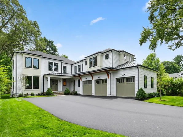 34 Cary Ave, Lexington, MA 02421