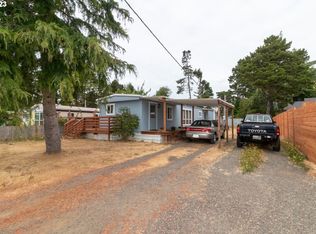 1635 19th St, Florence, OR 97439