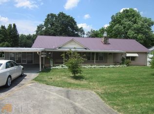 1433 E Tugalo St, Toccoa, GA 30577