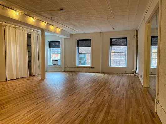 Rented by Cast Iron Real Estate | media 7