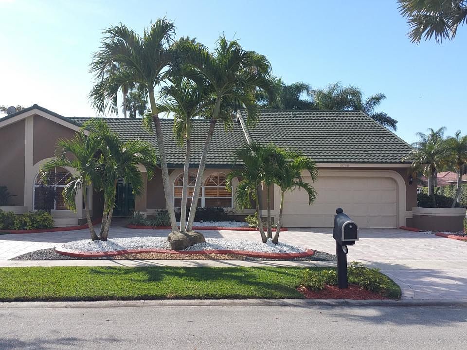 1st image of 10760 NW 2nd St