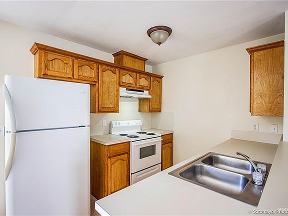 4th image of 901 English Ave APT 2