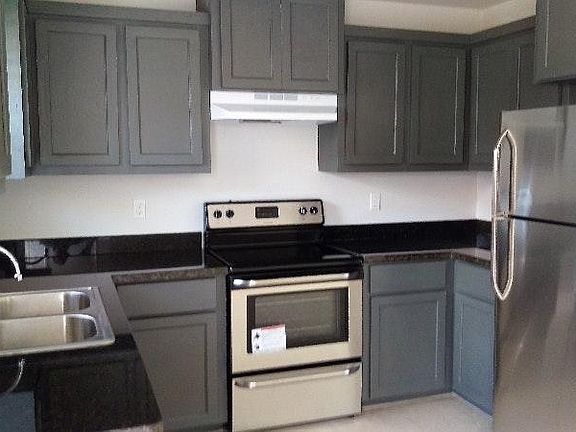 2nd image of 401 Baltic Ave APT 4