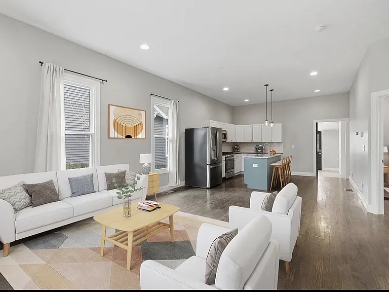 1208 Lischey Ave — Photo 3