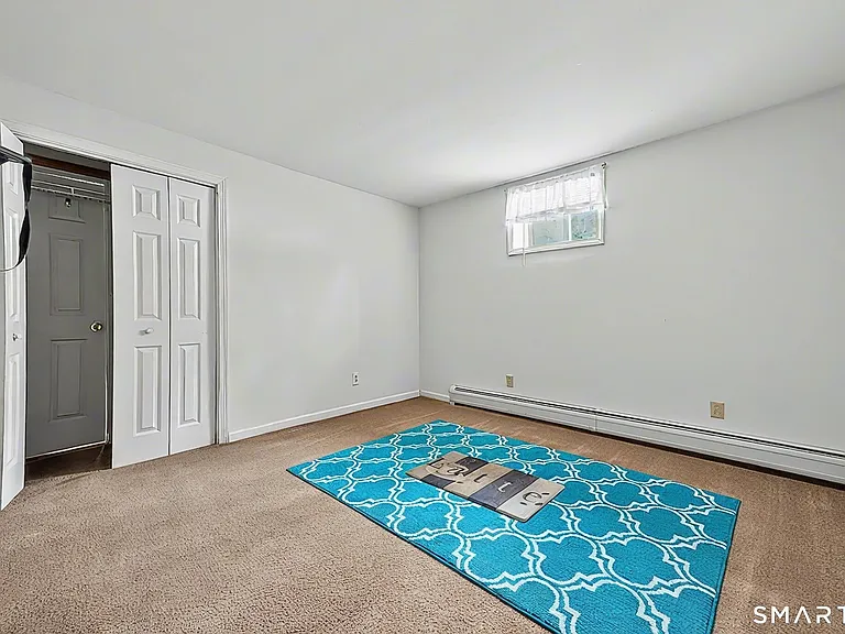 15 Indian Hill Ln #B — Photo 12