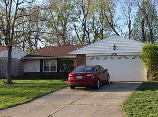 8747 Mardi Gras Dr, Dayton, OH 45424