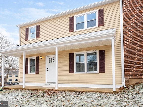2nd image of 507 Hickory Ln
