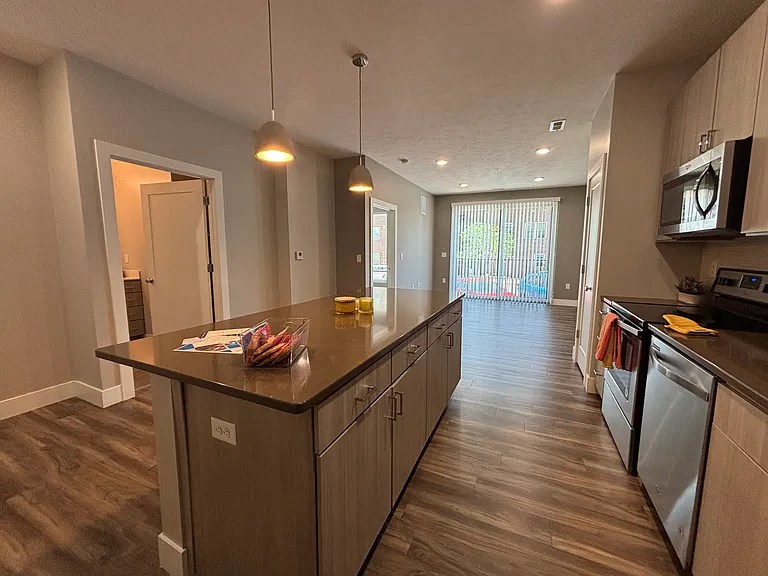720 S 30th St #106 — Photo 1