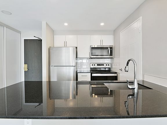 3rd image of 91 Valley Stream Dr #1-Bedroom