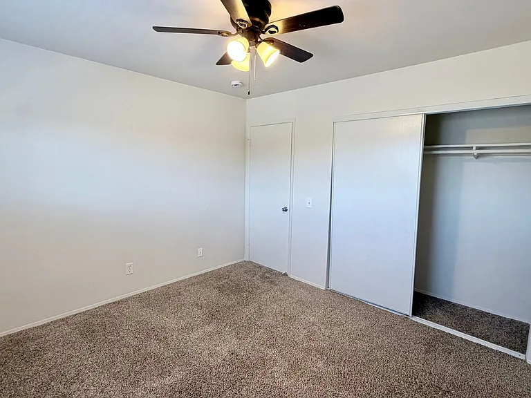 1457 Holly Ave #D — Photo 10