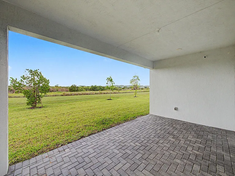 9140 SW Remy Ln — Photo 15