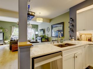 140 S Hancock St APT B, Madison, WI 53703