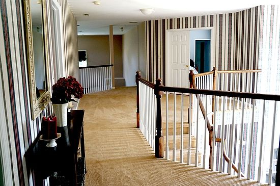 5th image of 35 Carriage Way
