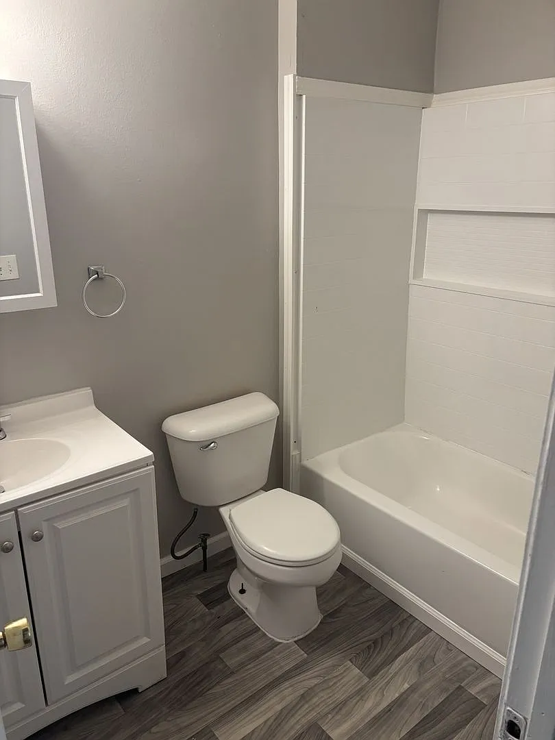 Cassville Oaks Apartments — Photo 2