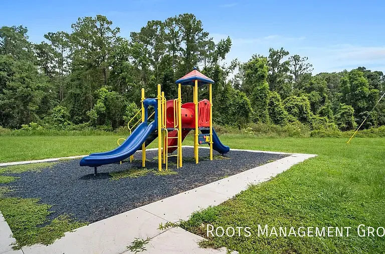 300 Brantley Dr #32 — Photo 20
