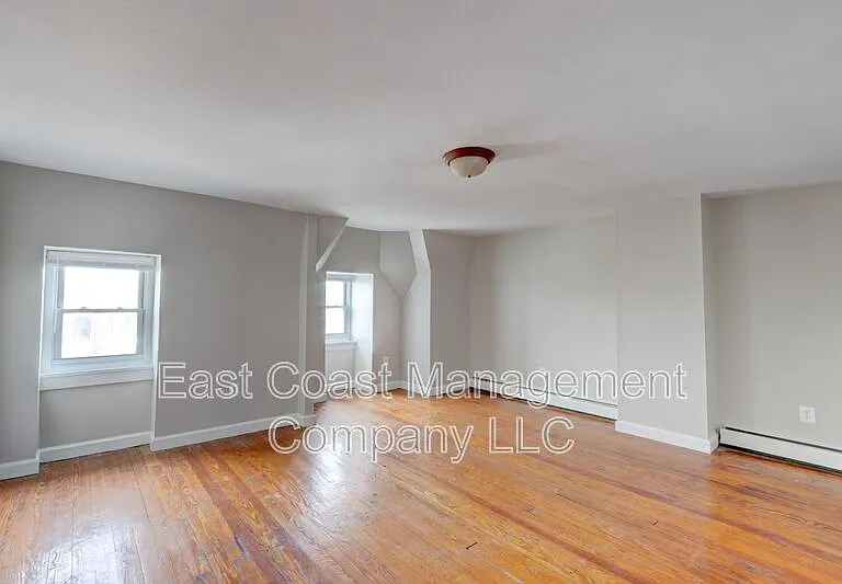 2348 Eutaw Pl #4 — Photo 2