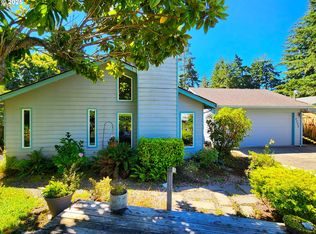 2222 11th St, Florence, OR 97439