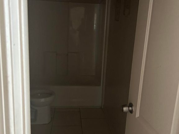 5th image of 6072 Wilton Dr