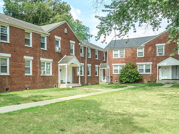 3rd image of 1310 Nottingham Way #7-M01