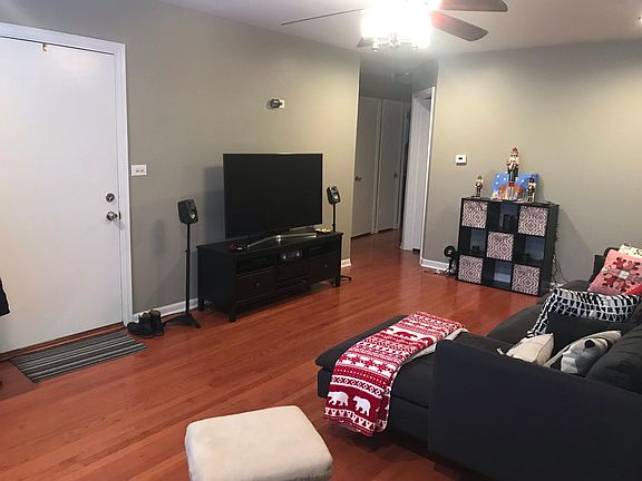 3rd image of 9674 River St APT 2