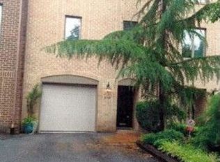218 N Concord St, Lancaster, PA 17603