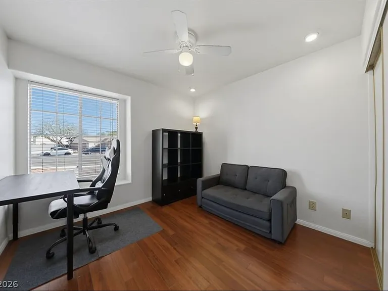 4251 Valley Royal Dr — Photo 14