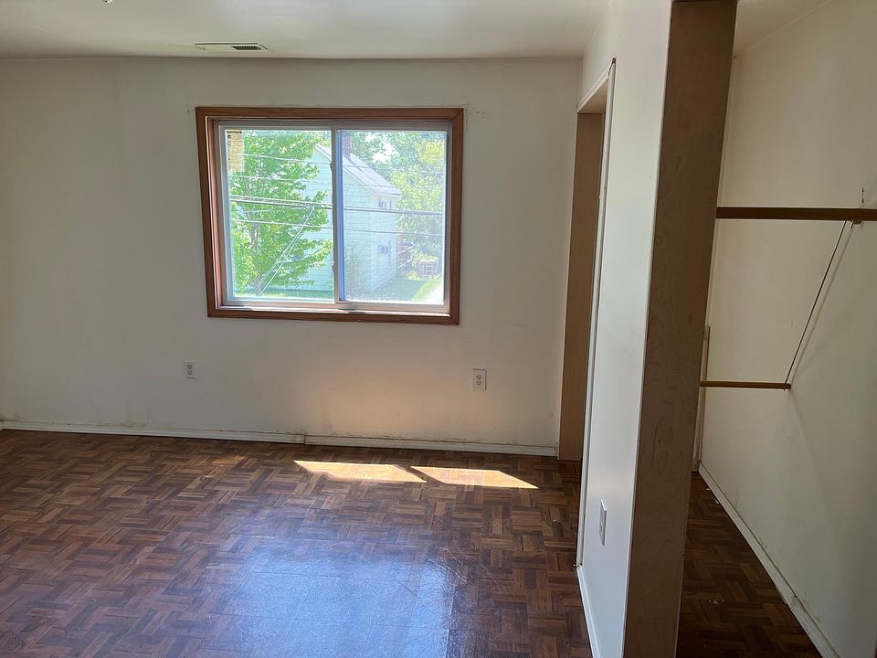 1st image of 47 Lincoln Ave #Up