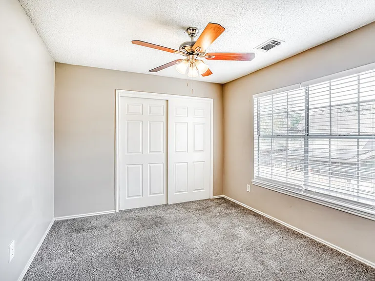 6018 Fern Hollow Ct — Photo 15