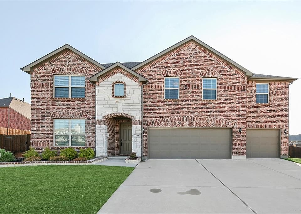 1st image of 1505 Mockingbird Way