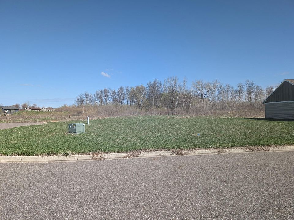1st image of 2131 4th St N