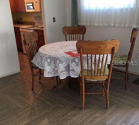 5th image of 1359 Glendale Cir W #214