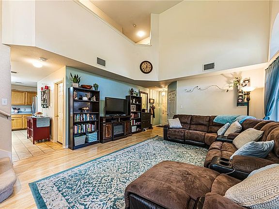 5th image of 1209 Darless Dr