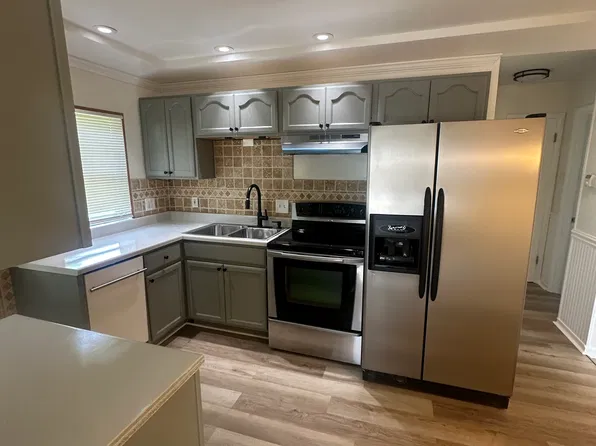 2516 Center Ave, Saint Louis, MO 63136