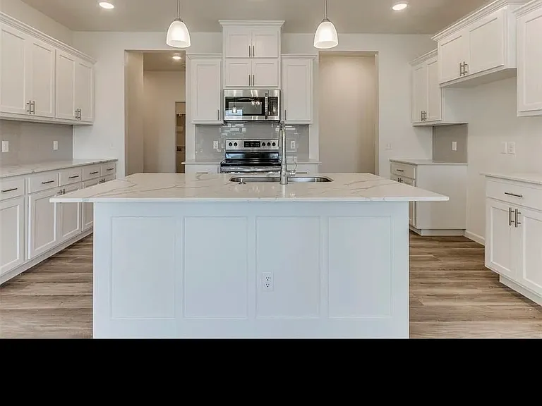 1109 N Silver Leaf Dr — Photo 32
