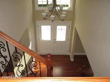2nd image of 2818 Treyburn Ln