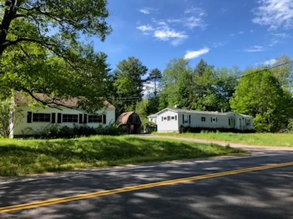 497 Oak St, Sanford, ME 04073