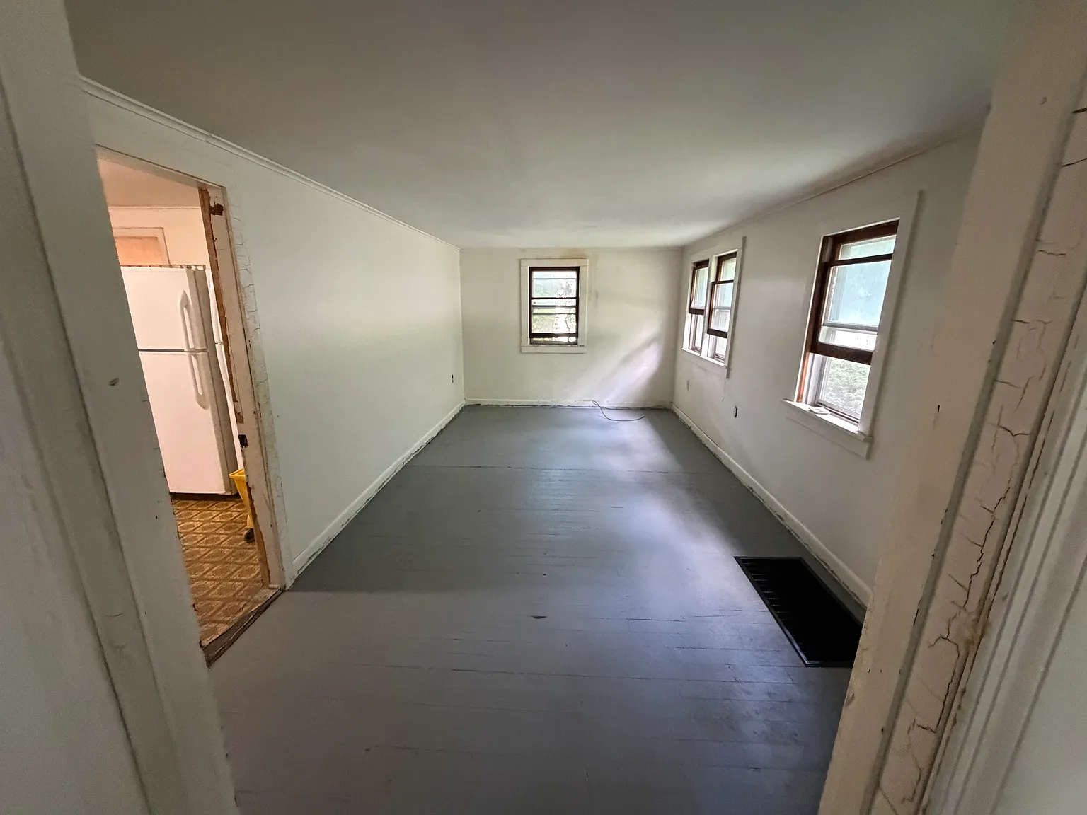 4 bed, 1120 sqft, $2,900 — Photo 4