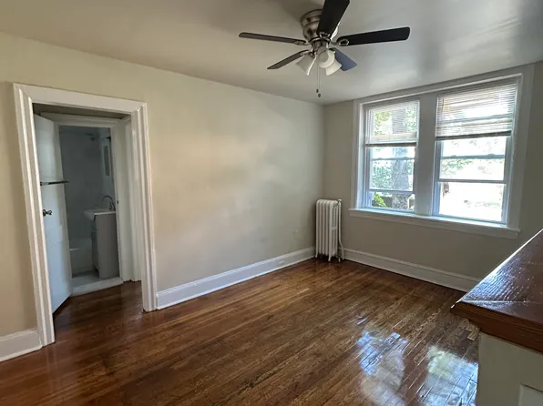 4725-4727 Chester Ave, Philadelphia, PA