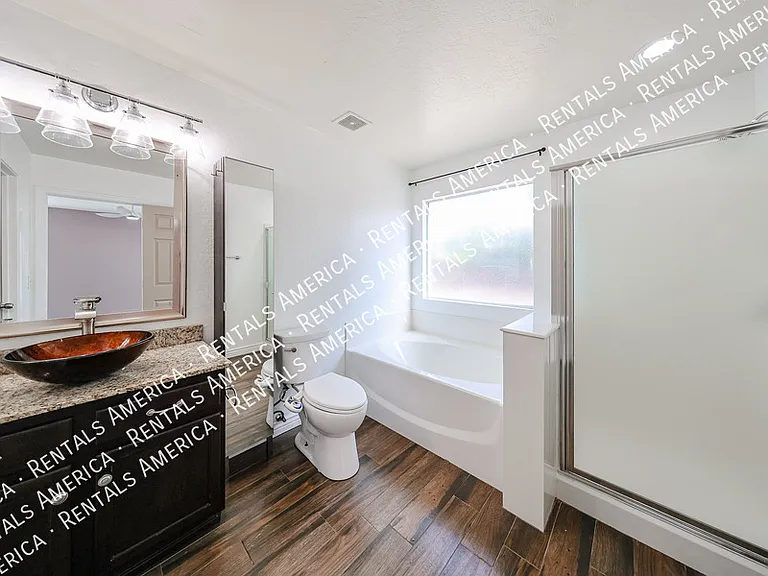 15428 W Mauna Loa Ln — Photo 30