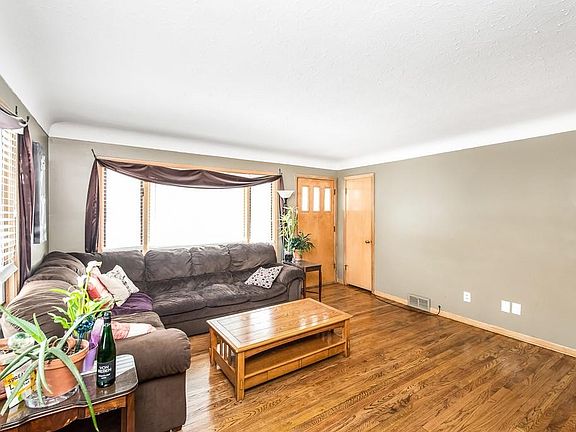 3rd image of 11278 Lawndale Dr