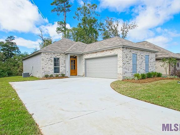 2nd image of 32375 N Moss Dr