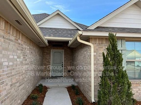 3rd image of 10512 NW 41st St