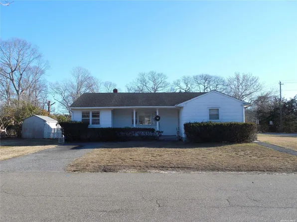 2 Staller Boulevard, Hampton Bays, NY 11946