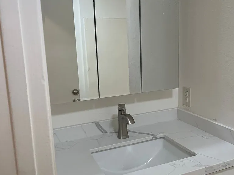 4467 McClintock St — Photo 13