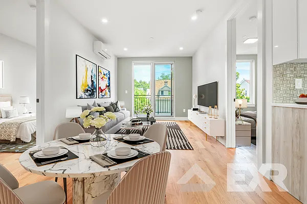 Rented by EXR | media 3